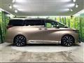 2025 Toyota Alphard Hybrid