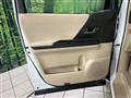 2013 Toyota Alphard