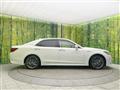 2013 Toyota Crown Hybrid