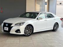 2017 Toyota Crown Hybrid