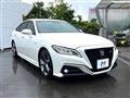 2018 Toyota Crown Hybrid