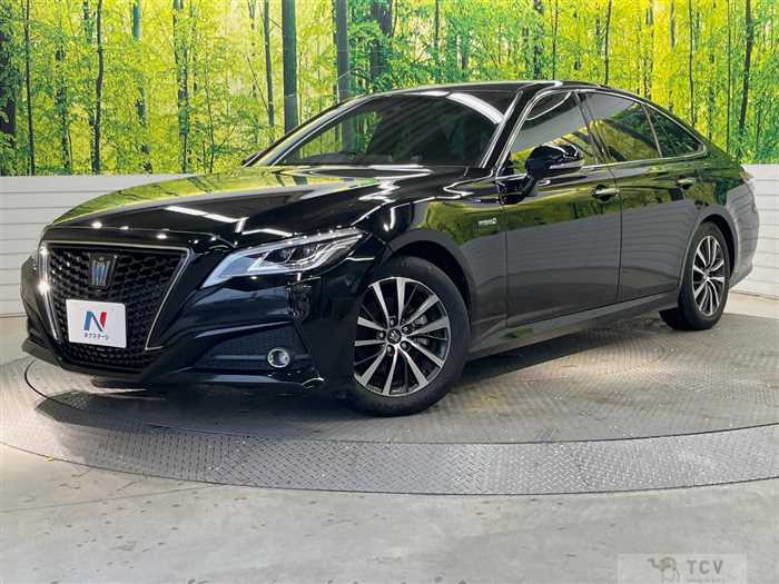 2018 Toyota Crown Hybrid
