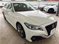 2019 Toyota Crown Hybrid