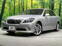 2010 Toyota Crown Hybrid