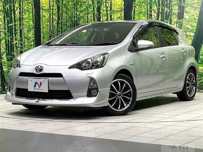 2013 Toyota AQUA