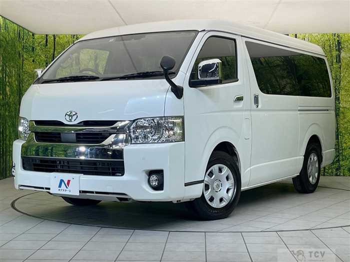 2022 Toyota Hiace Wagon