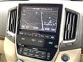 2018 Toyota Land Cruiser