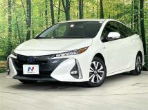 2019 Toyota Prius PHV