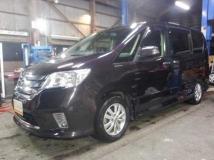 2013 Nissan Serena