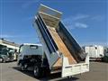 2017 Mitsubishi Canter