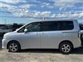 2012 Toyota Voxy