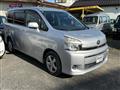2012 Toyota Voxy