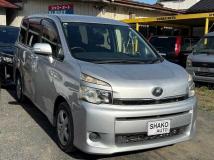 2012 Toyota Voxy