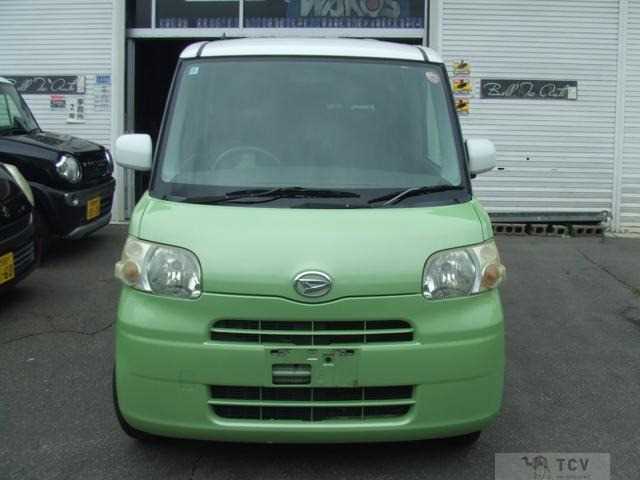 2011 Daihatsu Tanto