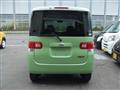 2011 Daihatsu Tanto