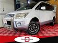 2012 Mitsubishi Delica D5