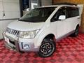 2012 Mitsubishi Delica D5