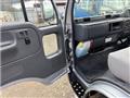 2004 Nissan Atlas
