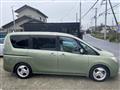 2011 Nissan Serena