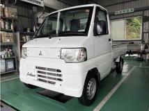 2013 Mitsubishi Minicab Truck