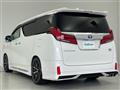 2020 Toyota Alphard Hybrid