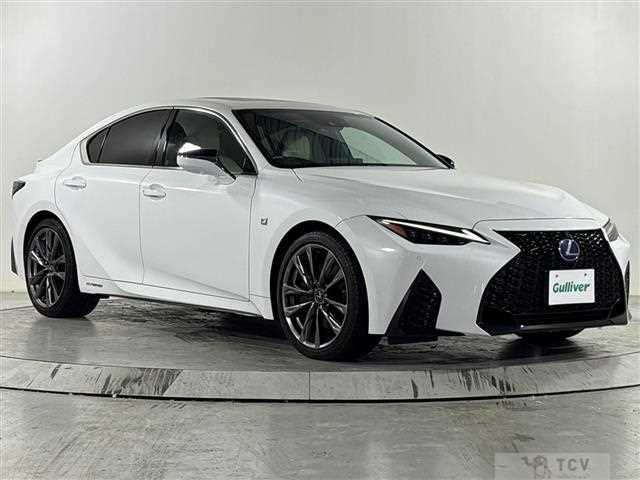 2021 Lexus IS