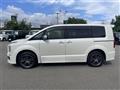 2020 Mitsubishi Delica D5