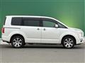 2021 Mitsubishi Delica D5