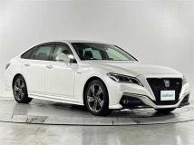 2018 Toyota Crown Hybrid