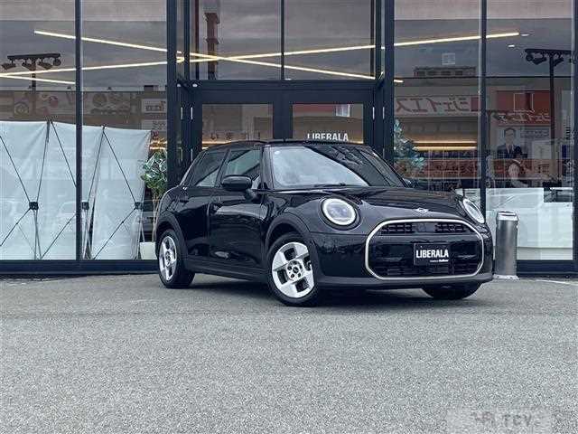 2024 BMW MINI