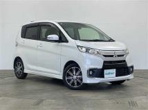 2017 Mitsubishi eK Custom