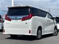 2022 Toyota Alphard Hybrid