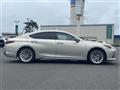 2020 Lexus ES