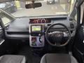 2013 Toyota Voxy