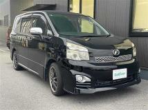 2013 Toyota Voxy