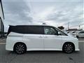 2022 Toyota Voxy