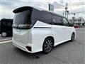 2022 Toyota Voxy