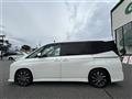 2022 Toyota Voxy