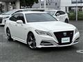 2019 Toyota Crown Hybrid