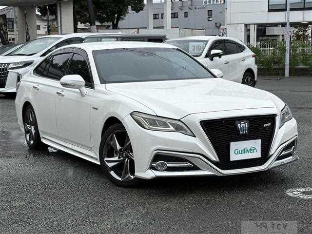2019 Toyota Crown Hybrid
