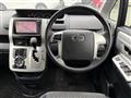 2010 Toyota Voxy