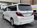 2013 Toyota Alphard