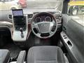 2013 Toyota Alphard