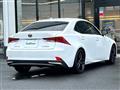2019 Lexus IS