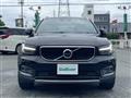 2022 Volvo XC40