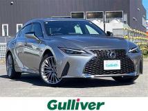 2023 Lexus IS