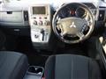 2009 Mitsubishi Delica D5