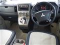 2007 Mitsubishi Delica D5