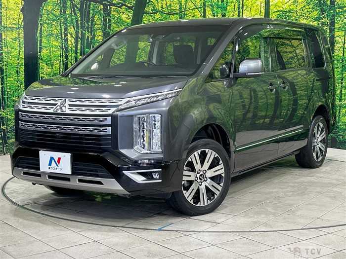 2021 Mitsubishi Delica D5