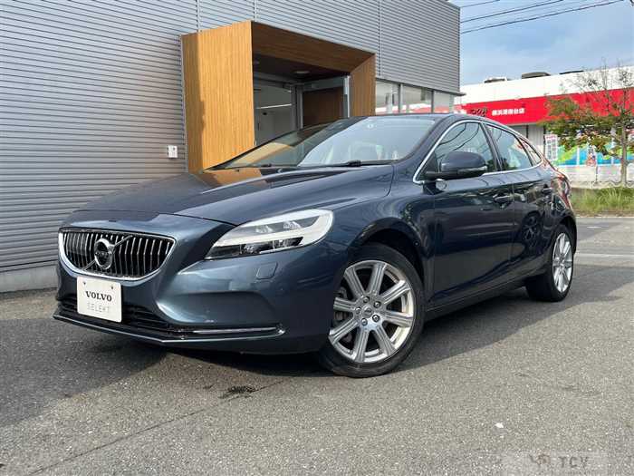 2017 Volvo V40